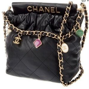 CHANEL VIP GWP Black Quilted Leather Drawstring Shoulder Bag with Gold Chain